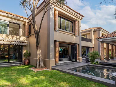 4 Bedroom House For Sale in Bedfordview - UtkZ.webp