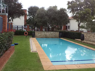 2 Bedroom Apartment For Sale in Edenvale - Xa8V.webp