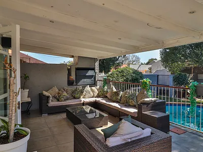 3 Bedroom House For Sale in Edenvale - ELXC.webp