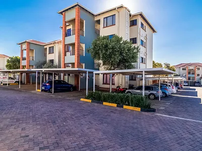 2 Bedroom Townhouse For Sale in Edenvale - B6pj.webp