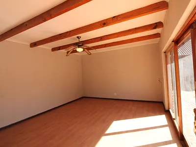 2 Bedroom Townhouse To Rent in Bedfordview - Z933.webp