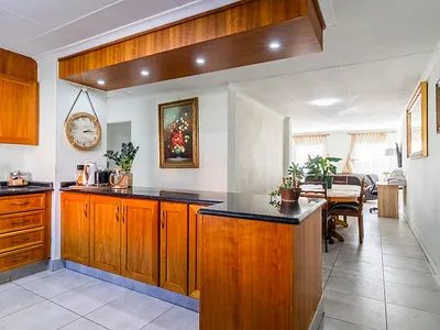 2 Bedroom Apartment For Sale in Edenvale - dNTC.webp