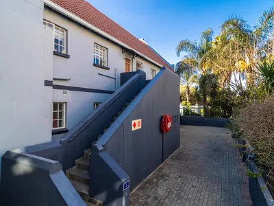 2 Bedroom Apartment For Sale in Edenvale - zrOe.webp