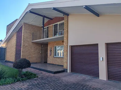 4 Bedroom House For Sale in Edenvale - Wcui.webp