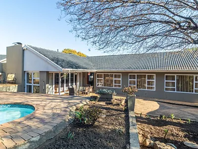 4 Bedroom House For Sale in Edenvale - HQzs.webp