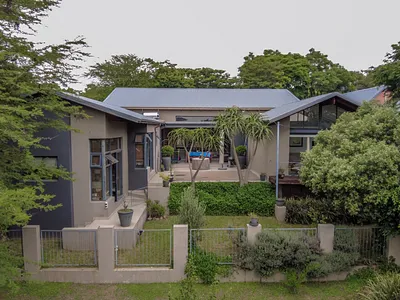 4 Bedroom House For Sale in Lakeside, Edenvale - cGAI.webp
