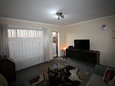 2 Bedroom Townhouse To Rent in Edenvale - 2j0h.webp