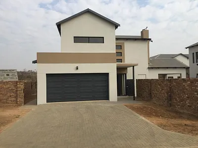 3 Bedroom House For Sale in Pretoria - wSMi.webp