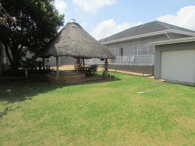 3 Bedroom House For Sale in Germiston - iDQc.webp