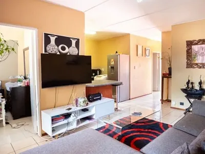 2 Bedroom Apartment For Sale in Boksburg - ZtJt.webp