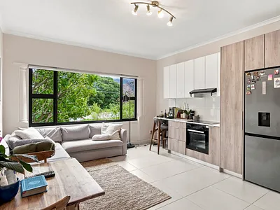 1 Bedroom Apartment For Sale in Cape Town - img