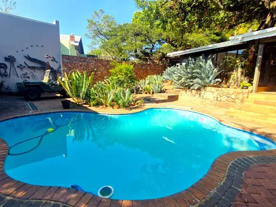 5 Bedroom House For Sale in Pretoria - C7z7.webp