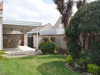 2 Bedroom Townhouse To Rent in Pretoria - img