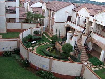 2 Bedroom Apartment For Sale in Pretoria - vMQN.webp