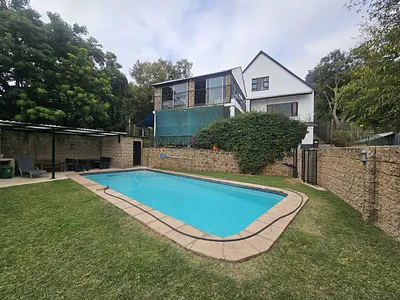 5 Bedroom House For Sale in Pretoria - K1Tj.webp