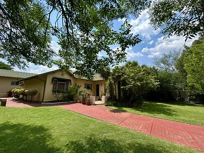 4 Bedroom House To Rent in Pretoria - t3AP.webp
