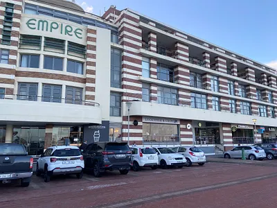 1 Bedroom Apartment To Rent in Cape Town - img