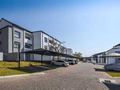 2 Bedroom Apartment For Sale in Nelspruit - B6is.webp