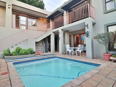 6 Bedroom House For Sale in Sonheuwel, Nelspruit - n6o1.webp