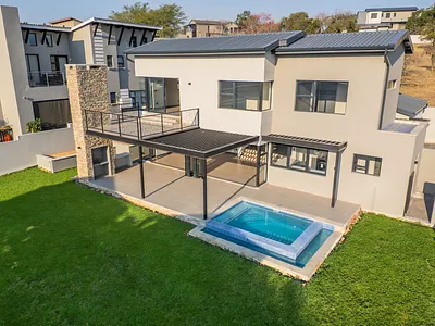 4 Bedroom House For Sale in Nelspruit - Lrap.webp