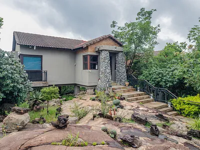 3 Bedroom House For Sale in Nelspruit - fY3L.webp