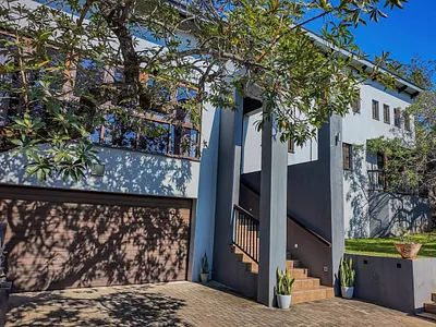 4 Bedroom House For Sale in Nelspruit - vS80.webp