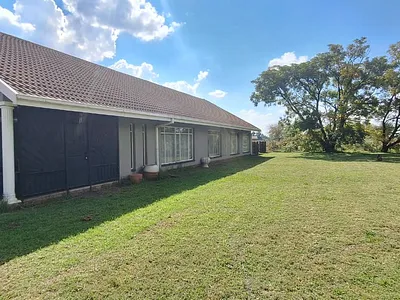3 Bedroom House For Sale in Meyerton - 2x6d.webp