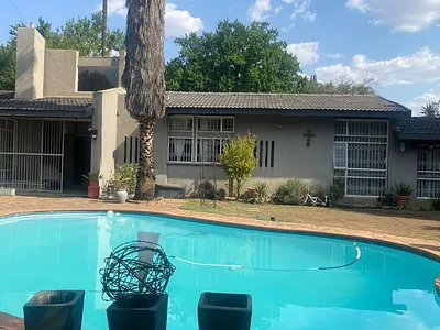 4 Bedroom House For Sale in Sasolburg - xaPm.webp