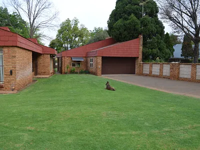 4 Bedroom House For Sale in Vereeniging - img