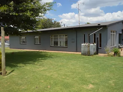 3 Bedroom House For Sale in Vereeniging - img