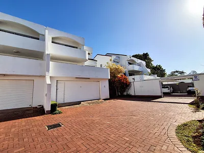 3 Bedroom Apartment For Sale in Durban - 8keP.webp