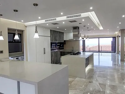 4 Bedroom House To Rent in Umhlanga - DZJm.webp