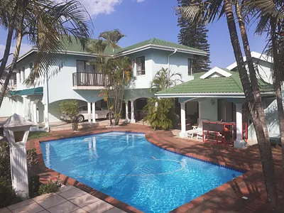 6 Bedroom House For Sale in Umhlanga - cLhb.webp