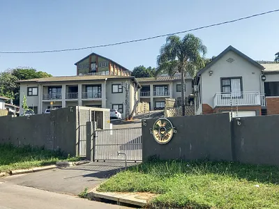 2 Bedroom Apartment To Rent in Durban North - 5C2Y.webp