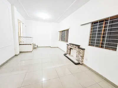 4 Bedroom Apartment To Rent in Durban - ipgK.webp