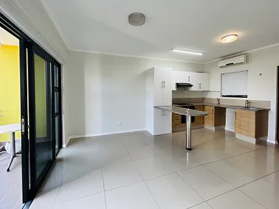 2 Bedroom Apartment To Rent in Umhlanga - IM7l.webp