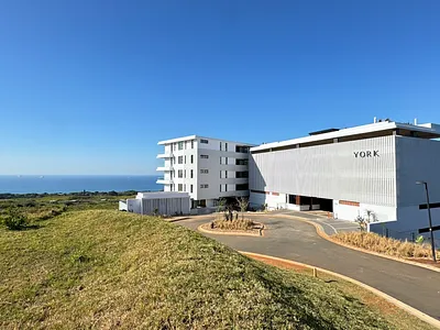 3 Bedroom Apartment To Rent in Umhlanga - zGRd.webp