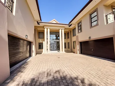 5 Bedroom House To Rent in Umhlanga - UYnS.webp