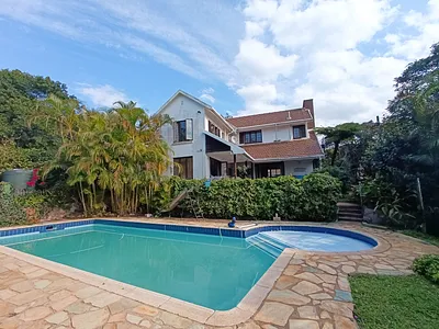 5 Bedroom House For Sale in Durban North - BiRm.webp