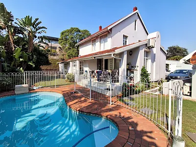4 Bedroom House For Sale in Durban - CZfB.webp