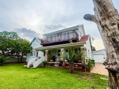 4 Bedroom Apartment To Rent in Durban North - 54vE.webp