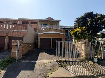3 Bedroom House For Sale in Phoenix - AdoG.webp