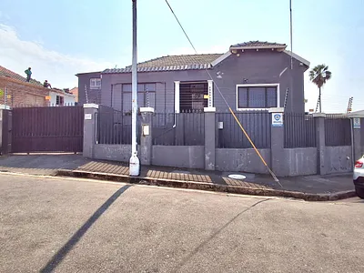 3 Bedroom House For Sale in Durban - mvrn.webp