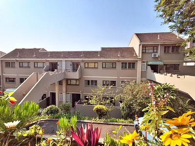 3 Bedroom Apartment For Sale in Durban - HhhI.webp