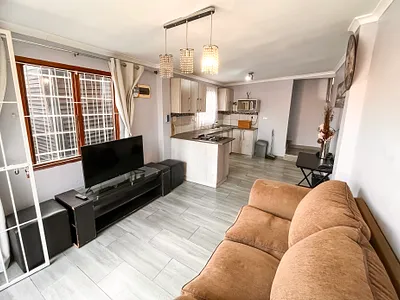 2 Bedroom Apartment To Rent in Durban North - 5uvb.webp