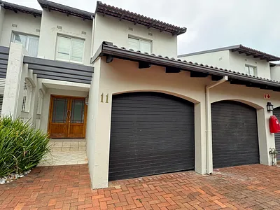 4 Bedroom Apartment For Sale in Umhlanga - img