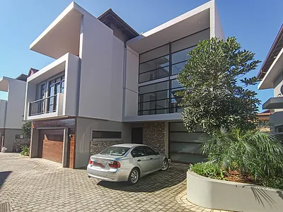 4 Bedroom Townhouse To Rent in Umhlanga - qBg4.webp