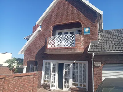 5 Bedroom House For Sale in Durban - oQOA.webp