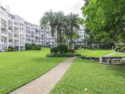 3 Bedroom Apartment To Rent in Umhlanga - zP54.webp