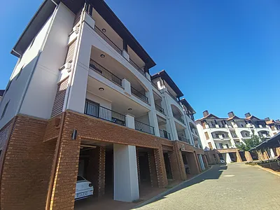 3 Bedroom Apartment To Rent in Umhlanga - fmsJ.webp